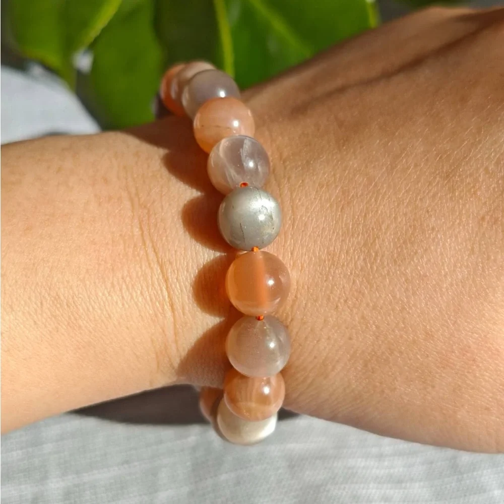 8mm stretchable multicolor‎ moonstone bracelet